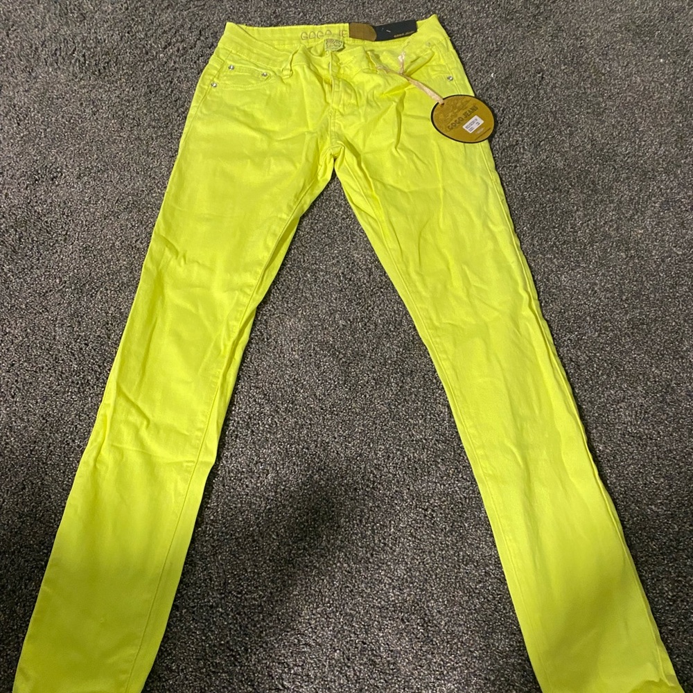 Brand new with tag women’s pants color bright